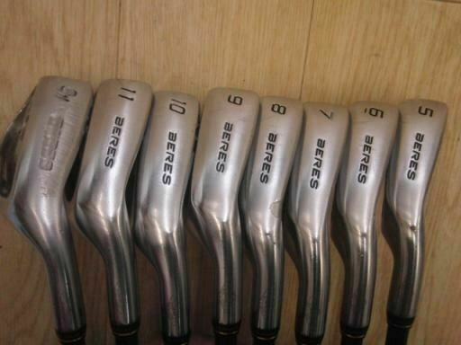 HONMA BERES MG701 2-STAR 8PC ARMRQ R-FLEX IRONS SET GOLF 10247