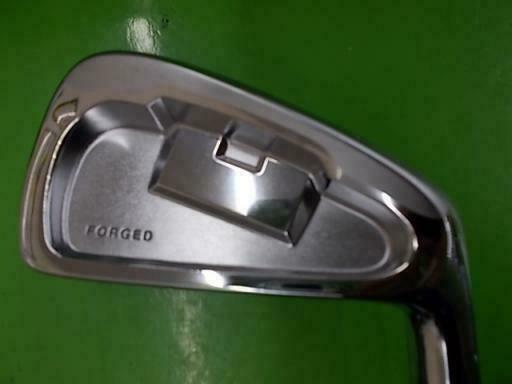 DAIWA GLOBERIDE ONOFF FORGED 2015 7PC ONOFF S-FLEX IRONS SET GOLF 10297