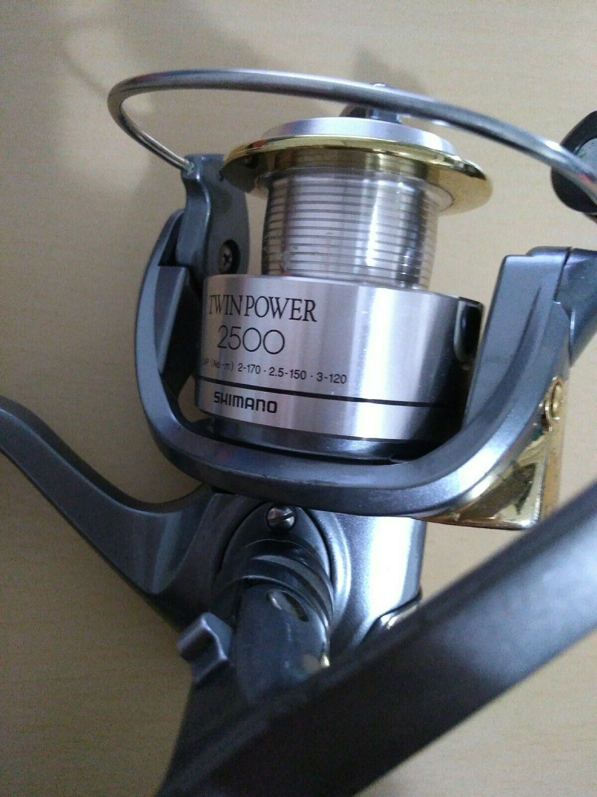 reel shimano model lama SHIMANO TWINPOWER 2500 DH Fishing Reel Made In Japan stella biomaster