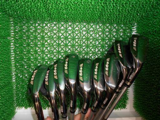 PRGR EGG 2013 9PC EGG SR-FLEX IRONS SET GOLF 10277