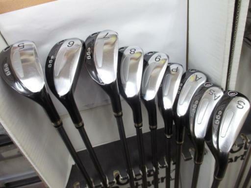 PRGR EGG 2011 9PC EGG R-FLEX IRONS SET GOLF 10277